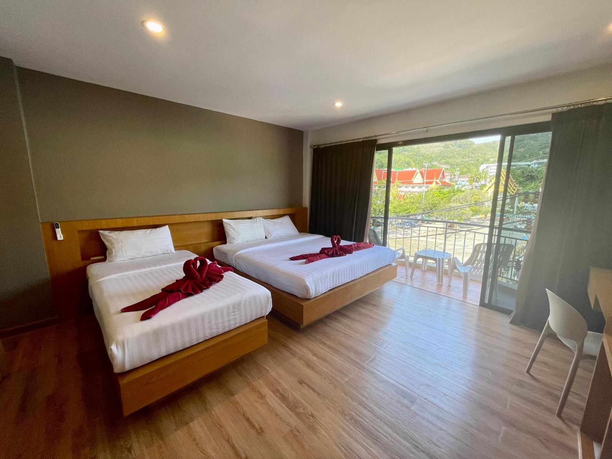 Room Actually Service Apartment Karon Esterno foto